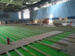 柞木體育地板如何保潔